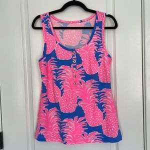 Lilly Pulitzer Merrill Top Blue Haven Little Flamenco Size M pineapple print